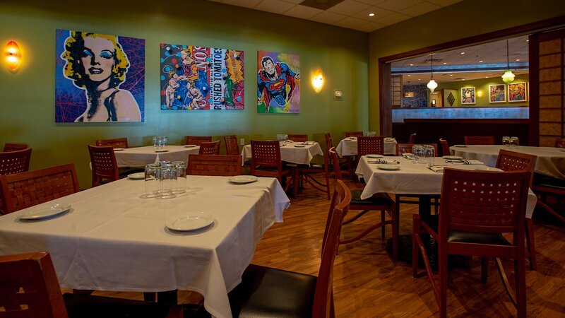 Tomatoe's - Gallery Photo 1
